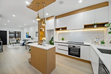 Photo of property in 75 Titirangi Road, New Lynn, Auckland, 0600