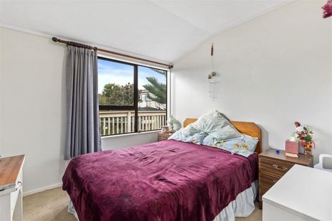 Photo of property in 27 Hale Crescent, Bayview, Auckland, 0629