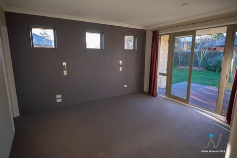 Photo of property in 3 Rooney Place, Aidanfield, Christchurch, 8025