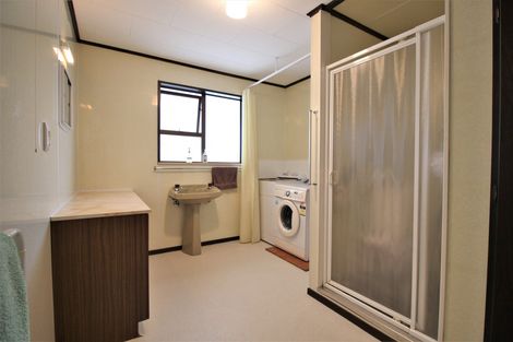 Photo of property in 73 Newcastle Street, Clyde, 9330