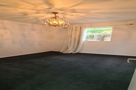 Photo of property in 23 Hobbs Road, Matakatia, Whangaparaoa, 0930