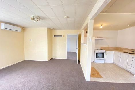 Photo of property in 7a Fairlea Road, Te Atatu South, Auckland, 0610