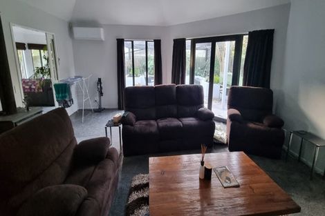 Photo of property in 7 Monterey Place, Parklands, Christchurch, 8083