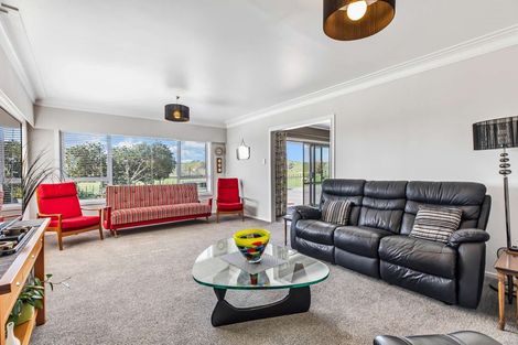 Photo of property in 603 Clevedon Kawakawa Road, Clevedon, Papakura, 2585