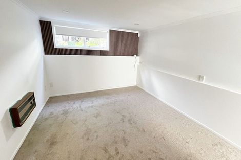 Photo of property in 38 Chatsworth Crescent, Pakuranga Heights, Auckland, 2010