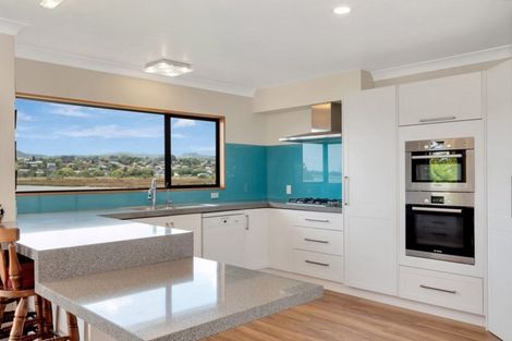 Photo of property in 126 College Place, Poike, Tauranga, 3112