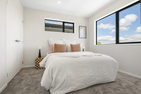 Photo of property in 95d Kervil Avenue, Te Atatu Peninsula, Auckland, 0610