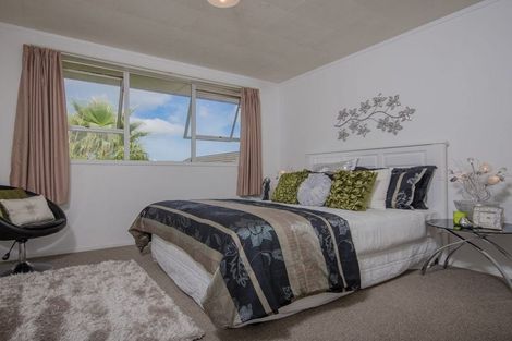 Photo of property in 2/1357 Dominion Extension, Mount Roskill, Auckland, 1041