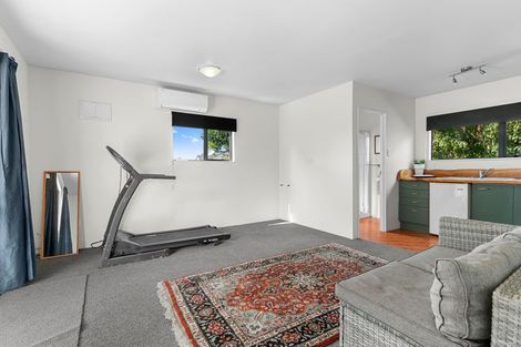 Photo of property in 141 Marsden Bay Drive, One Tree Point, 0118