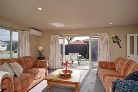 Photo of property in 8 Evenwood Place, Waimairi Beach, Christchurch, 8083