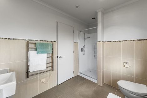 Photo of property in 8 Scotsmoor Drive, Wattle Downs, Auckland, 2103