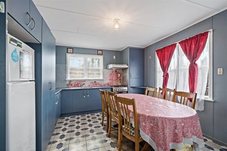 Photo of property in 63 Hepburn Road, Glendene, Auckland, 0602