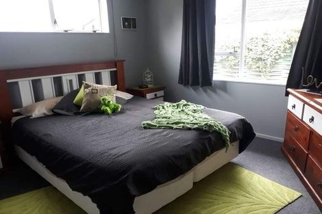 Photo of property in 77 Pasadena Crescent, Totara Park, Upper Hutt, 5018