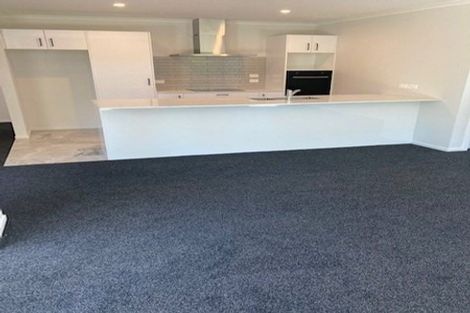 Photo of property in 10 Ratahi Way, Omokoroa, 3114