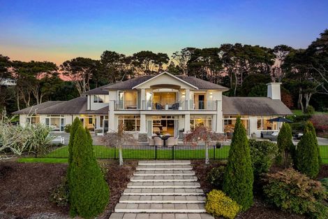 Photo of property in 1 Pearson Road, Whitford, Howick, 2571