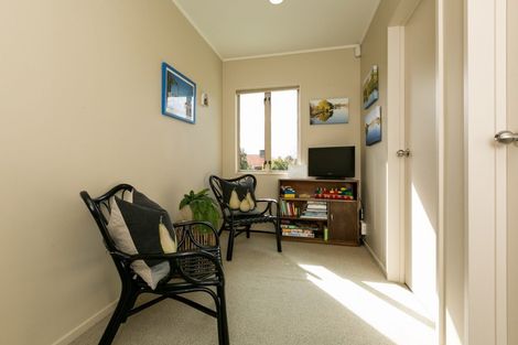 Photo of property in 20b Tauroa Road, Havelock North, 4130