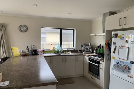 Photo of property in 12 Montego Place, Grenada Village, Wellington, 6037