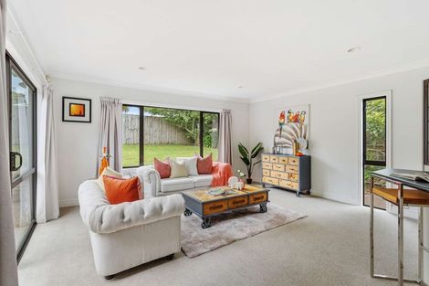 Photo of property in 29 Manu Place, Pinehill, Auckland, 0632