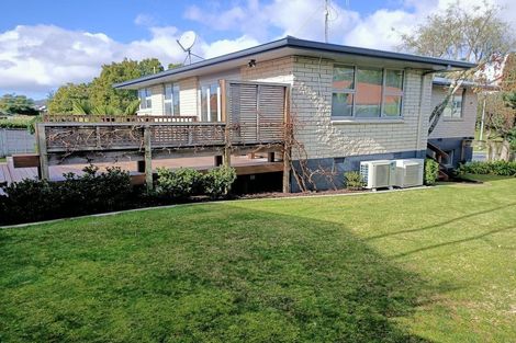Photo of property in 127 Welcome Bay Road, Welcome Bay, Tauranga, 3112