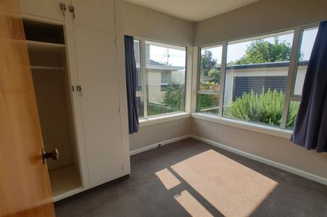 Photo of property in 37 Acacia Avenue, Upper Riccarton, Christchurch, 8041