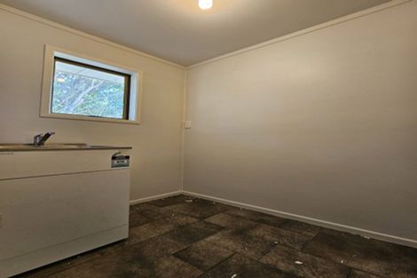 Photo of property in 33 Leaver Place, Weymouth, Auckland, 2103