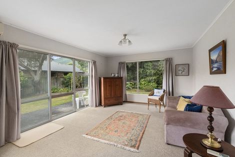 Photo of property in 22 Karu Crescent, Waikanae, 5036