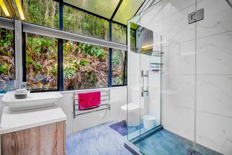 Photo of property in 35 Park Road, Titirangi, Auckland, 0604