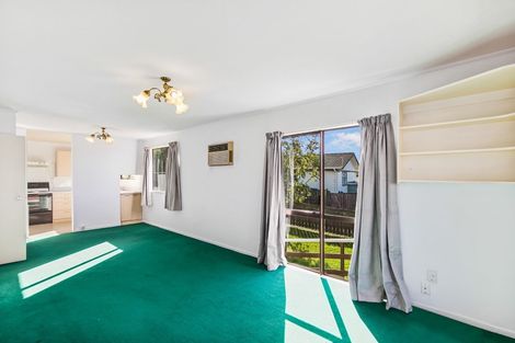 Photo of property in 1/24 Edwin Freeman Place, Ranui, Auckland, 0612