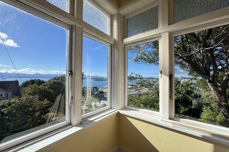 Photo of property in 2/51 Barnard Street, Wadestown, Wellington, 6012