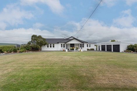 Photo of property in 96 Perth Street, Holmes Hill, Oamaru, 9401