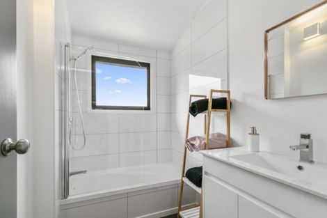 Photo of property in 13a Palm Grove, Belmont, Lower Hutt, 5010