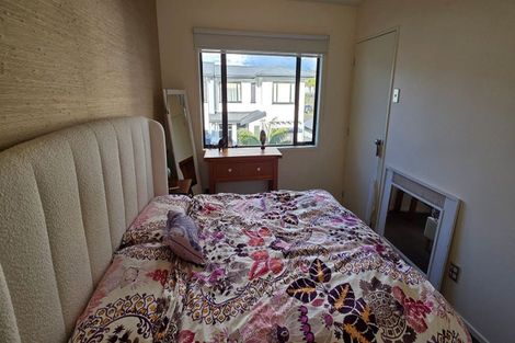 Photo of property in 11/2 Armoy Drive, East Tamaki, Auckland, 2016