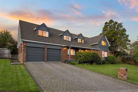 Photo of property in 13 Glucina Avenue, West Harbour, Auckland, 0618