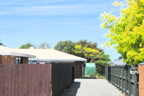 Photo of property in 2/4 Banks Street, Templeton, Christchurch, 8042