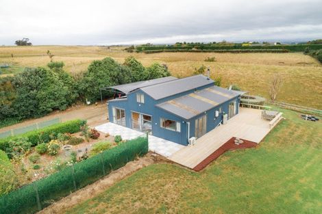 Photo of property in 21 Sutherland Road, Sanson, Palmerston North, 4479