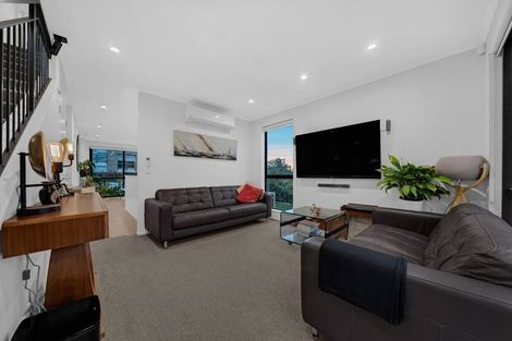 Photo of property in 4 Matairangi Avenue, Totara Heights, Auckland, 2105