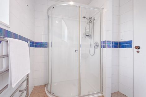 Photo of property in 38 Carlton Terrace, Westown, New Plymouth, 4310