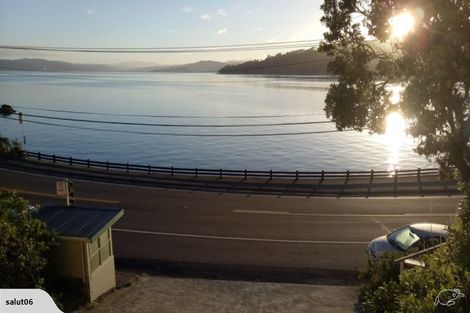 Photo of property in 2/136 Evans Bay Parade, Roseneath, Wellington, 6021