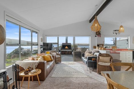 Photo of property in 8 Wainamu Road, Raglan, 3297