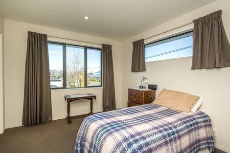 Photo of property in 1/82 Packe Street, Edgeware, Christchurch, 8013