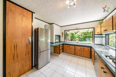 Photo of property in 25b City View Grove, Harbour View, Lower Hutt, 5010