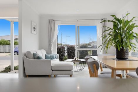 Photo of property in 31 Harore Road, Takanini, 2112