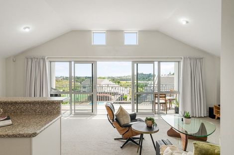 Photo of property in 19 Brodie Place, Bethlehem, Tauranga, 3110