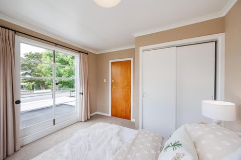 Photo of property in 215a Victoria Avenue, Hokowhitu, Palmerston North, 4410