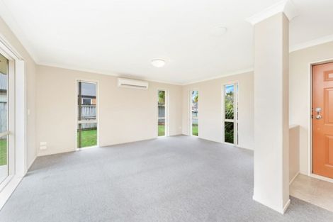 Photo of property in 42 Wiltshire Drive, Huntington, Hamilton, 3210