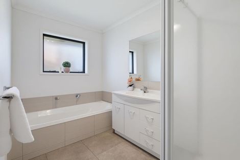 Photo of property in 63 Carroll Place, Owhata, Rotorua, 3010