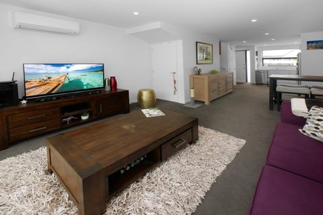 Photo of property in 8 Thatcher Crescent, Crofton Downs, Wellington, 6035