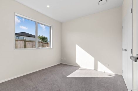 Photo of property in 5 Lusitano Drive, Karaka, Papakura, 2113