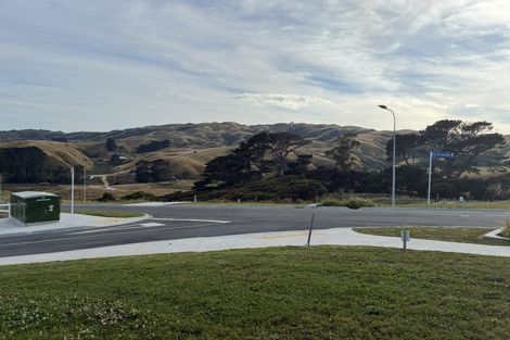 Photo of property in 37 Mo Street, Plimmerton, Porirua, 5026