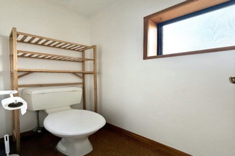 Photo of property in 42 Roland Road, Greenhithe, Auckland, 0632